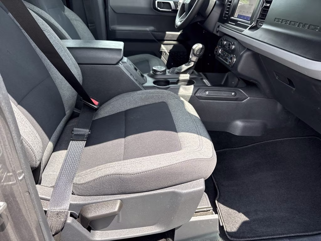 2021 Gray Metallic Ford Bronco Big Bend 4X4 SUV