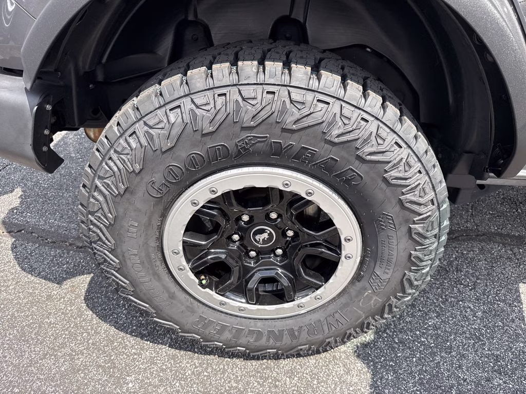 2021 Gray Metallic Ford Bronco Big Bend 4X4 SUV