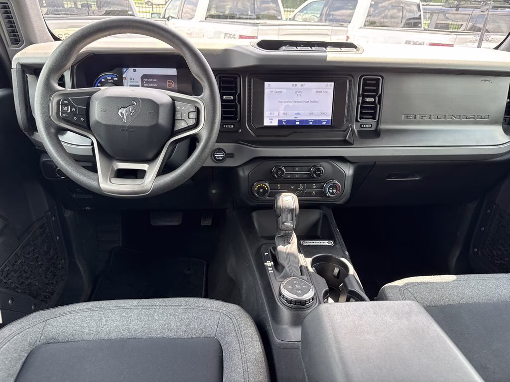 2021 Gray Metallic Ford Bronco Big Bend 4X4 SUV