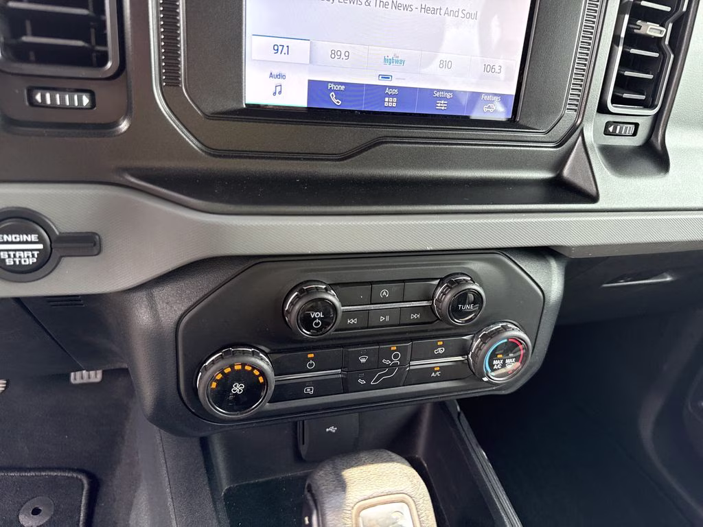 2021 Gray Metallic Ford Bronco Big Bend 4X4 SUV