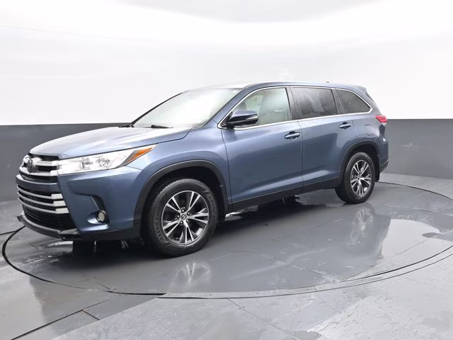 2019 Shoreline Mist Toyota Highlander LE Plus AWD SUV