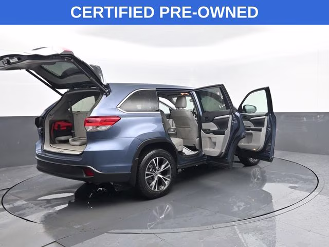 2019 Shoreline Mist Toyota Highlander LE Plus AWD SUV