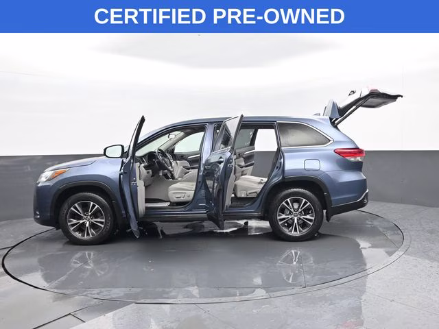2019 Shoreline Mist Toyota Highlander LE Plus AWD SUV