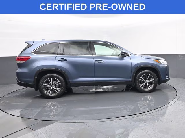 2019 Shoreline Mist Toyota Highlander LE Plus AWD SUV