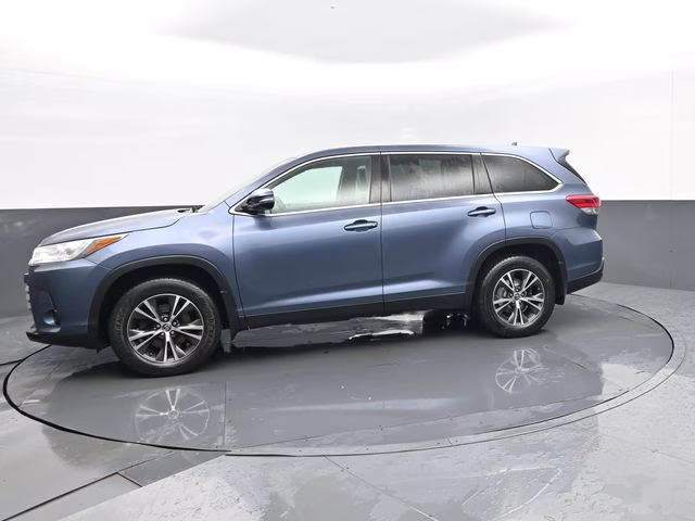 2019 Shoreline Mist Toyota Highlander LE Plus AWD SUV