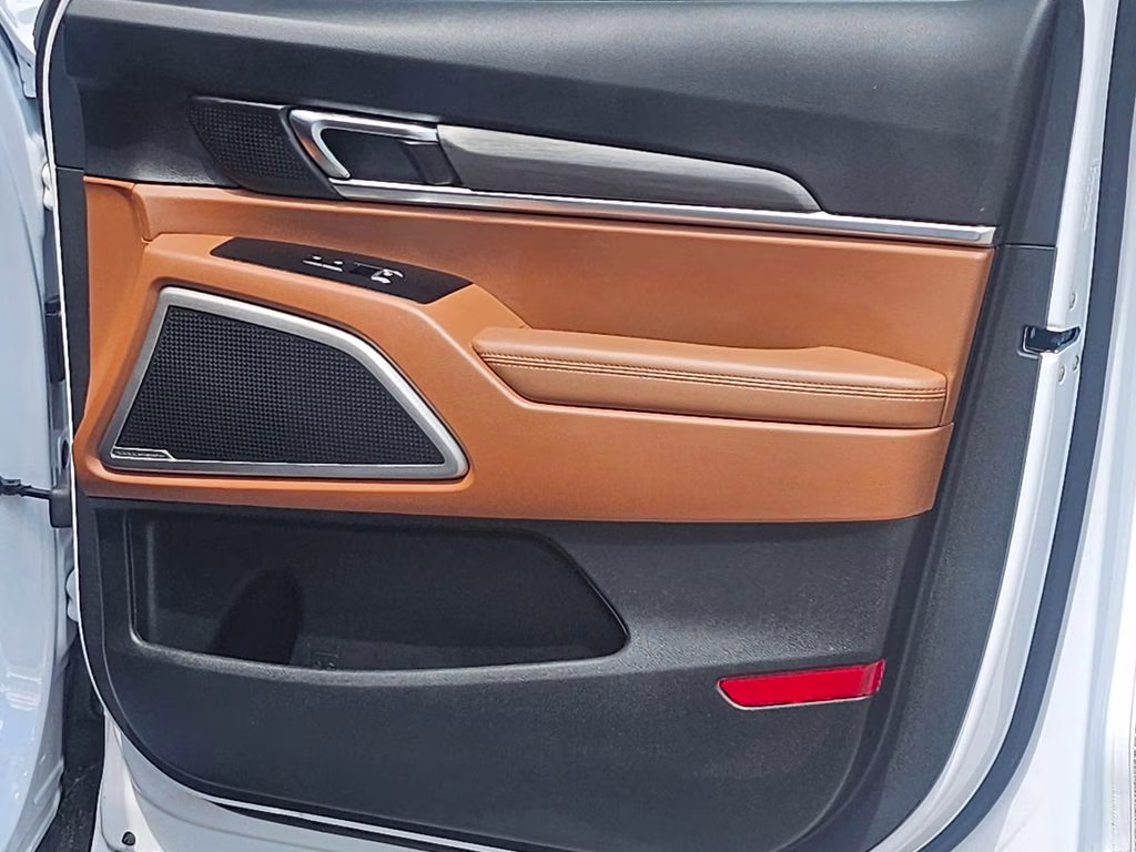 2025 Glacial White Pearl Kia Telluride EX X-Pro AWD SUV