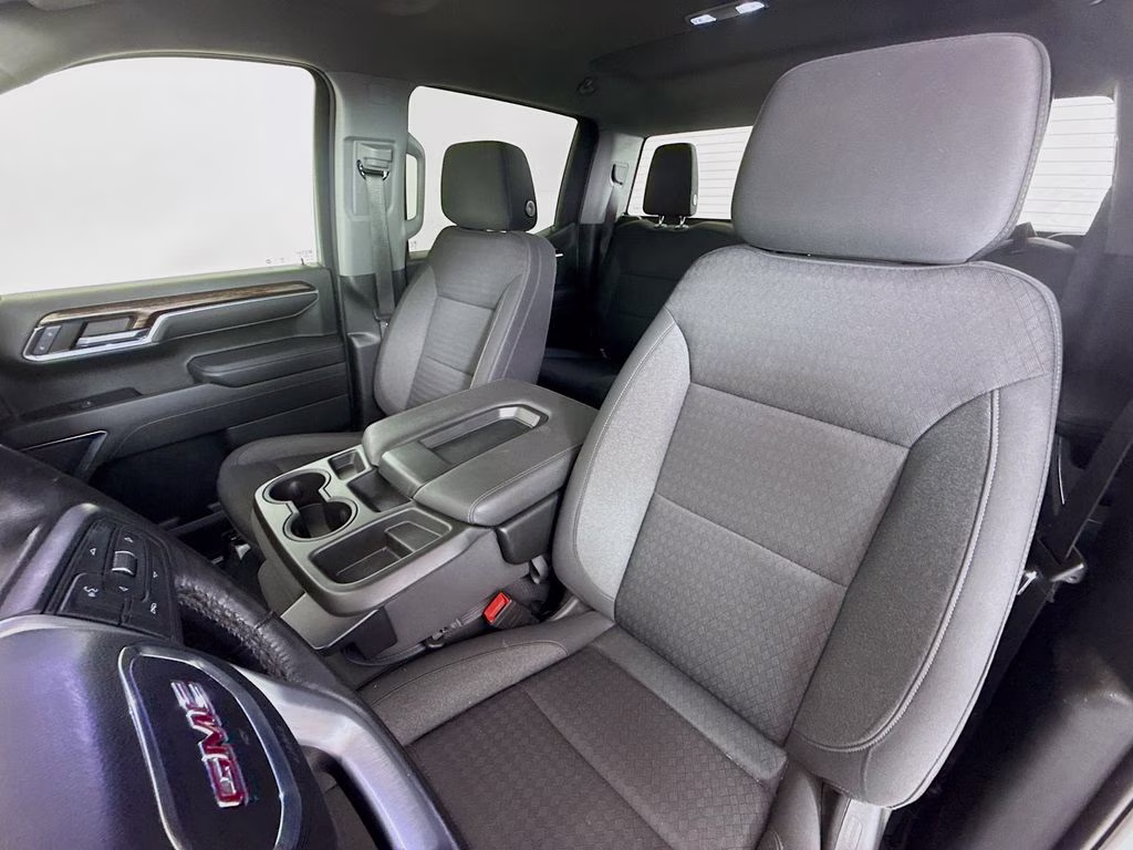 2022 Summit White GMC Sierra 1500 SLE 4X4 Truck