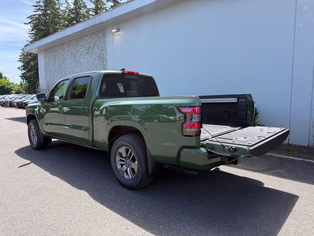 2026 Tactical Green Metallic Nissan Frontier SV 4X4 Truck