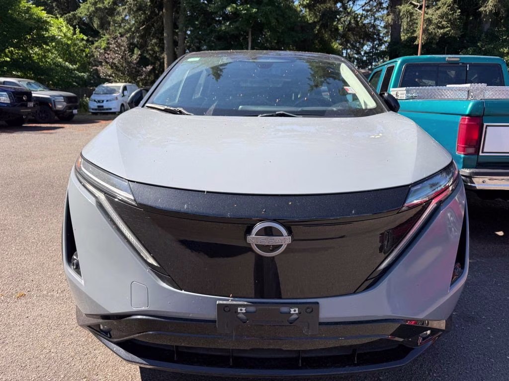 2024 Boulder Gray Pearl/Black Diamond Pearl Nissan ARIYA PLATINUM+ e-4ORCE AWD SUV