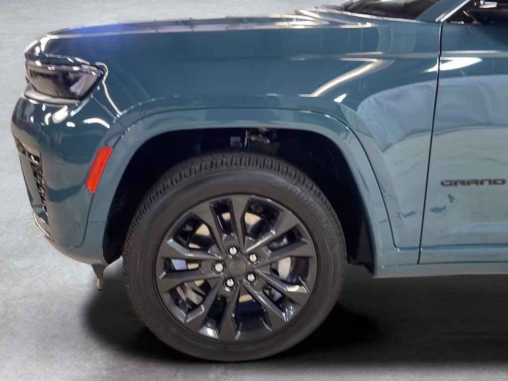 2026 Steel Blue Jeep Grand Cherokee L Limited 4X4 SUV
