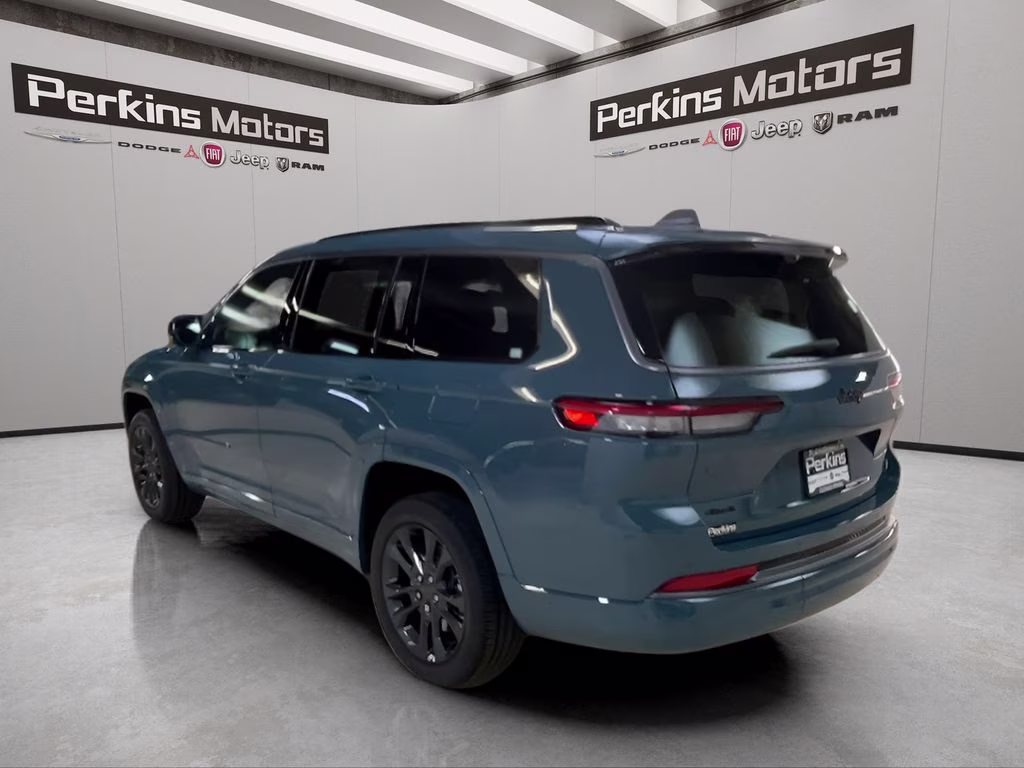2026 Steel Blue Jeep Grand Cherokee L Limited 4X4 SUV