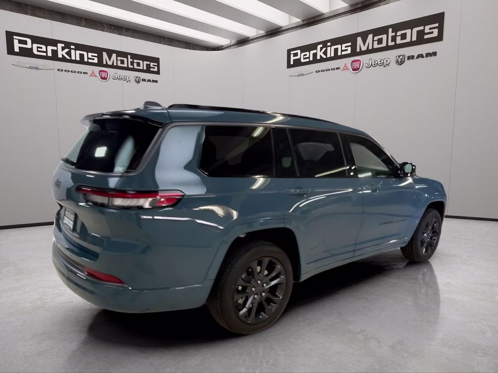 2026 Steel Blue Jeep Grand Cherokee L Limited 4X4 SUV