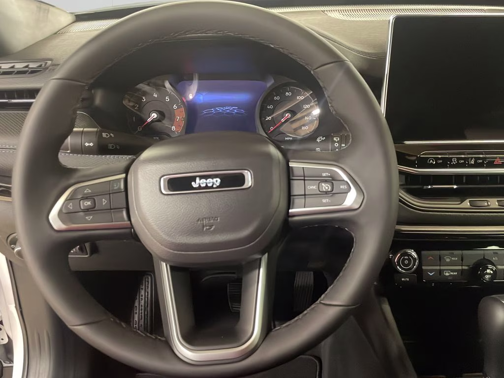2026 Bright White Clearcoat Jeep Compass Latitude 4X4 SUV