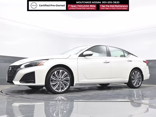 2025 Pearl White Tricoat Nissan Altima 2.5 SL AWD Sedan