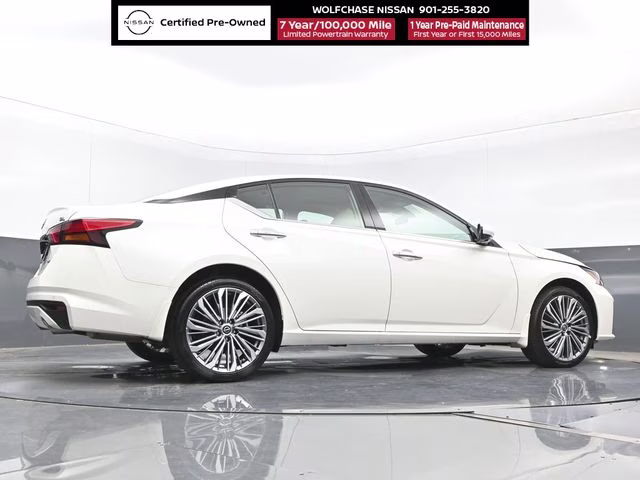 2025 Pearl White Tricoat Nissan Altima 2.5 SL AWD Sedan