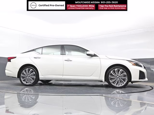 2025 Pearl White Tricoat Nissan Altima 2.5 SL AWD Sedan