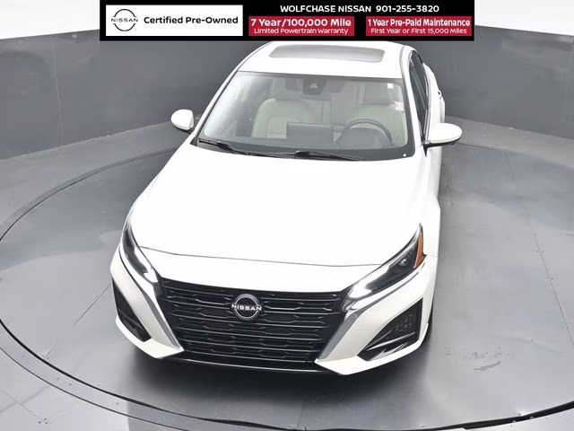 2025 Pearl White Tricoat Nissan Altima 2.5 SL AWD Sedan