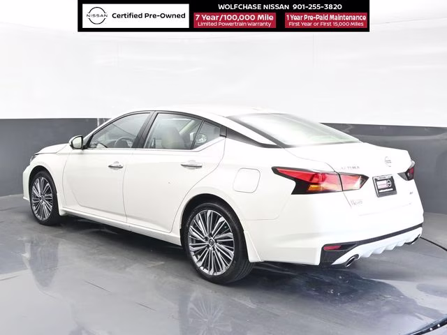 2025 Pearl White Tricoat Nissan Altima 2.5 SL AWD Sedan