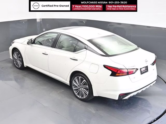 2025 Pearl White Tricoat Nissan Altima 2.5 SL AWD Sedan