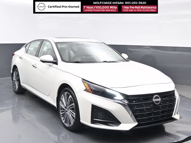 2025 Pearl White Tricoat Nissan Altima 2.5 SL AWD Sedan