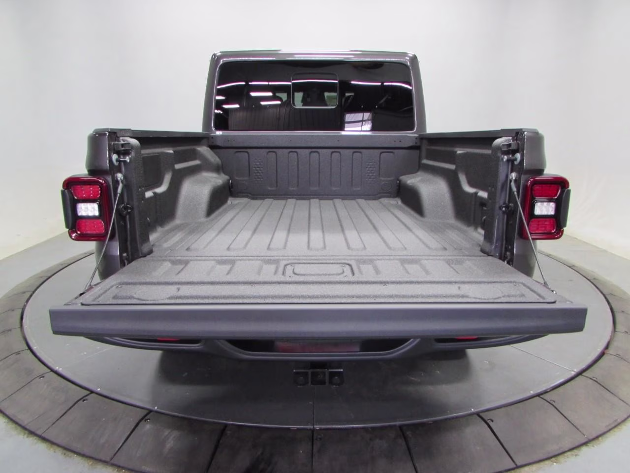 2026 Granite Crystal Metallic Clearcoat Jeep Gladiator Rubicon 4X4 Truck
