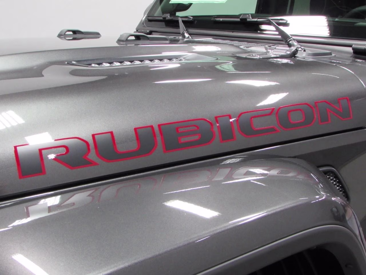2026 Granite Crystal Metallic Clearcoat Jeep Gladiator Rubicon 4X4 Truck