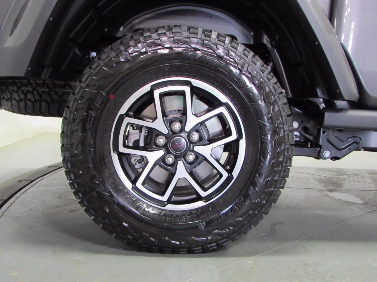 2026 Granite Crystal Metallic Clearcoat Jeep Gladiator Rubicon 4X4 Truck