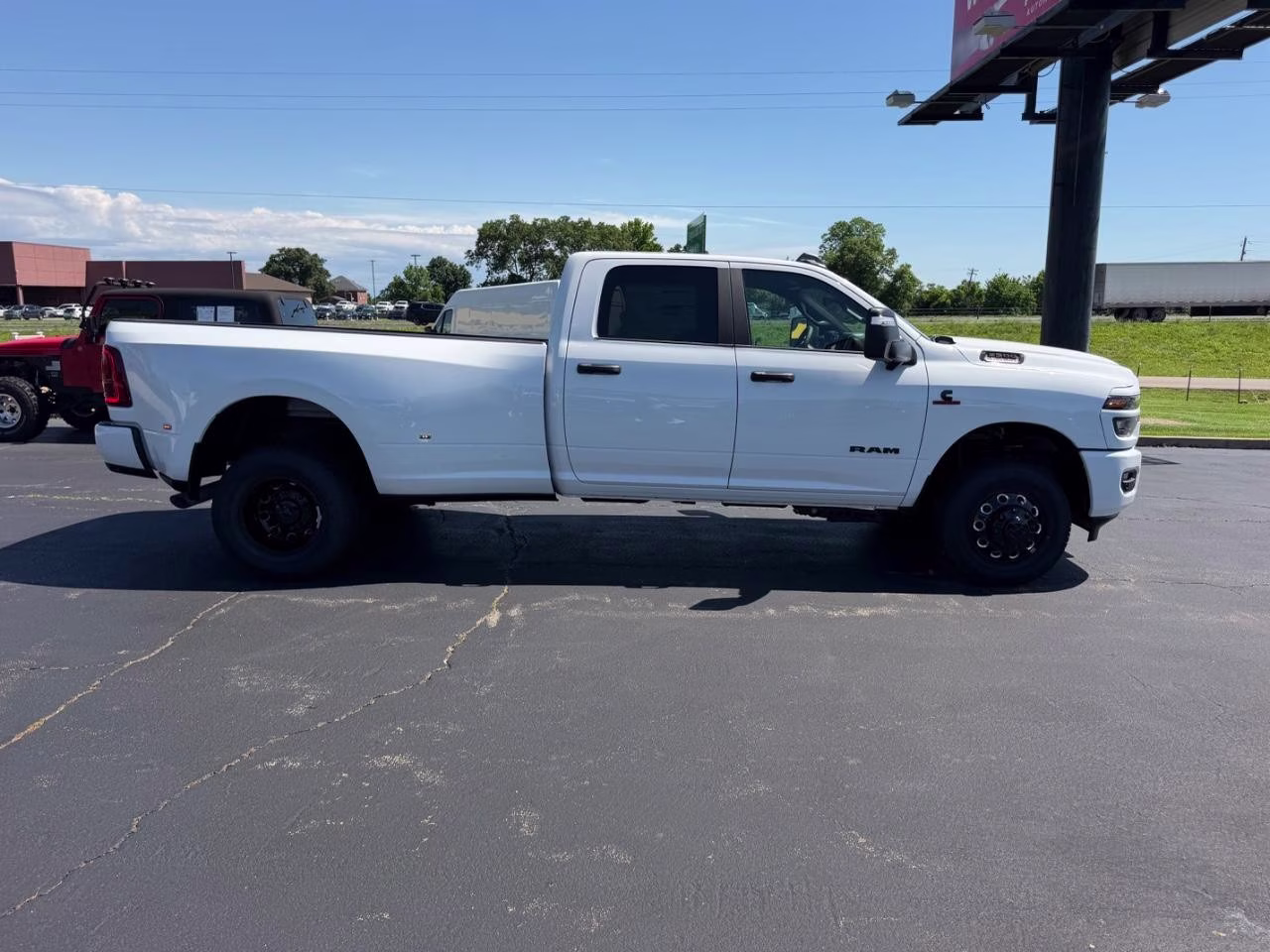 2026 Bright White Clearcoat Ram 3500 Big Horn 4X4 Truck