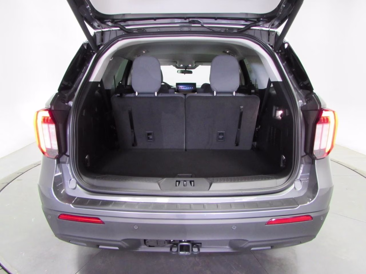 2026 Carbonized Gray Metallic Ford Explorer Active 4X4 SUV