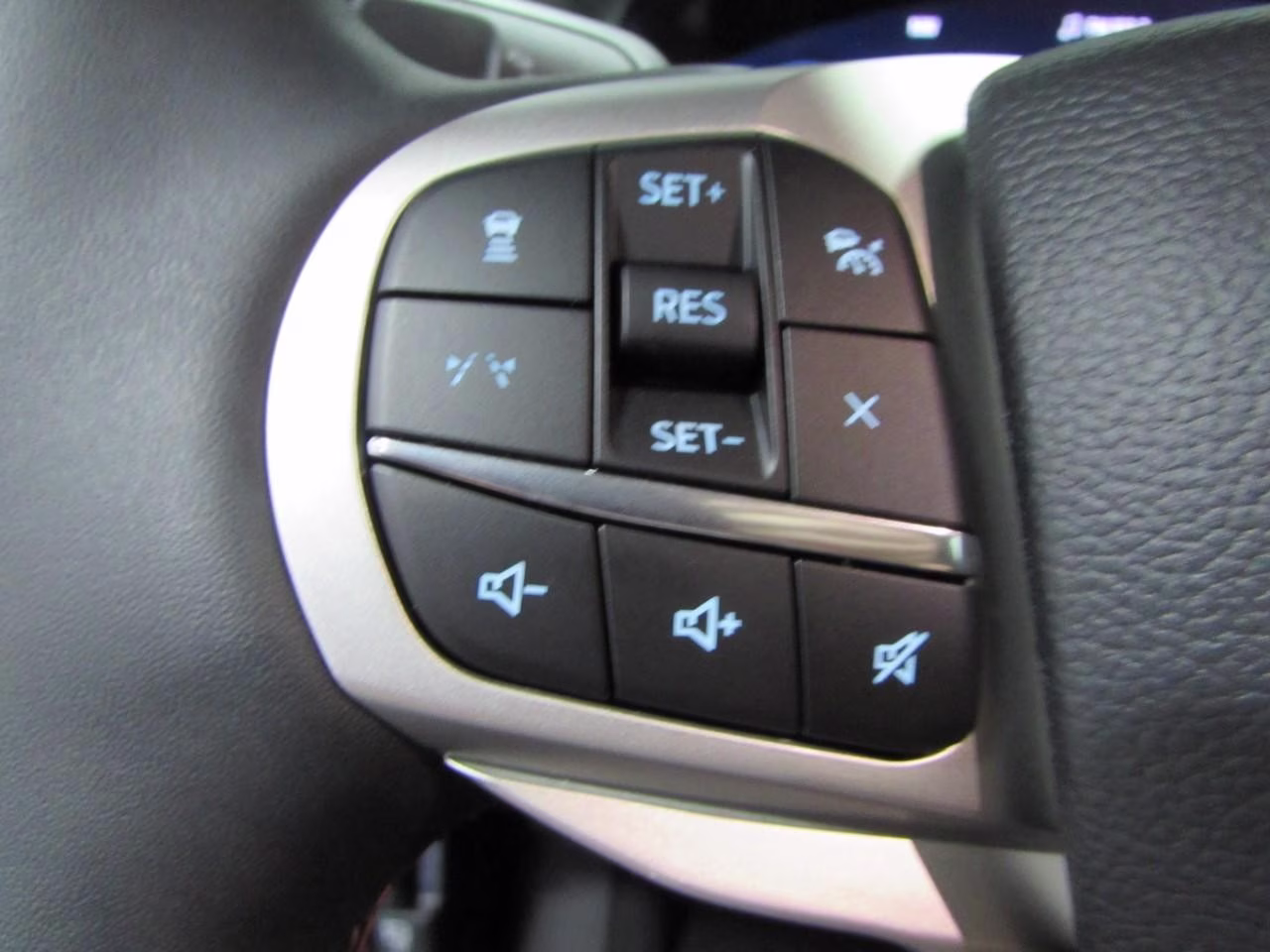 2026 Carbonized Gray Metallic Ford Explorer Active 4X4 SUV