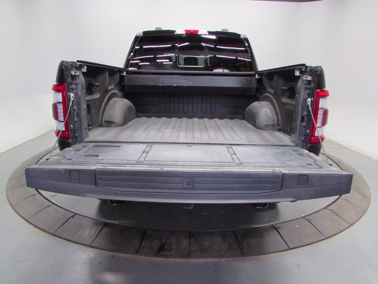 2022 Agate Black Metallic Ford F-150 4WD SuperCrew Box 4X4 Truck