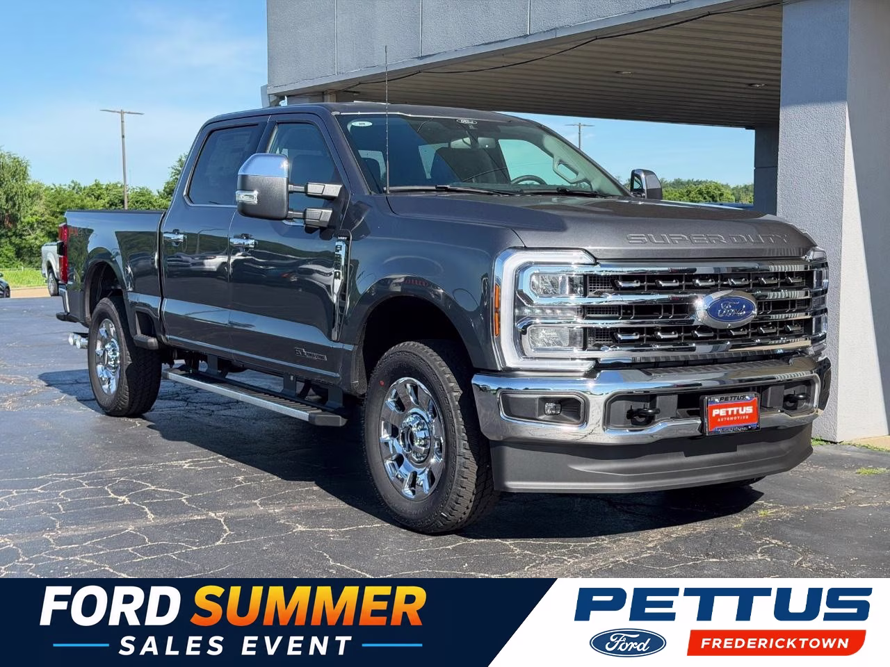 2026 Carbonized Gray Metallic Ford Super Duty F-250 SRW LARIAT 4X4 Truck