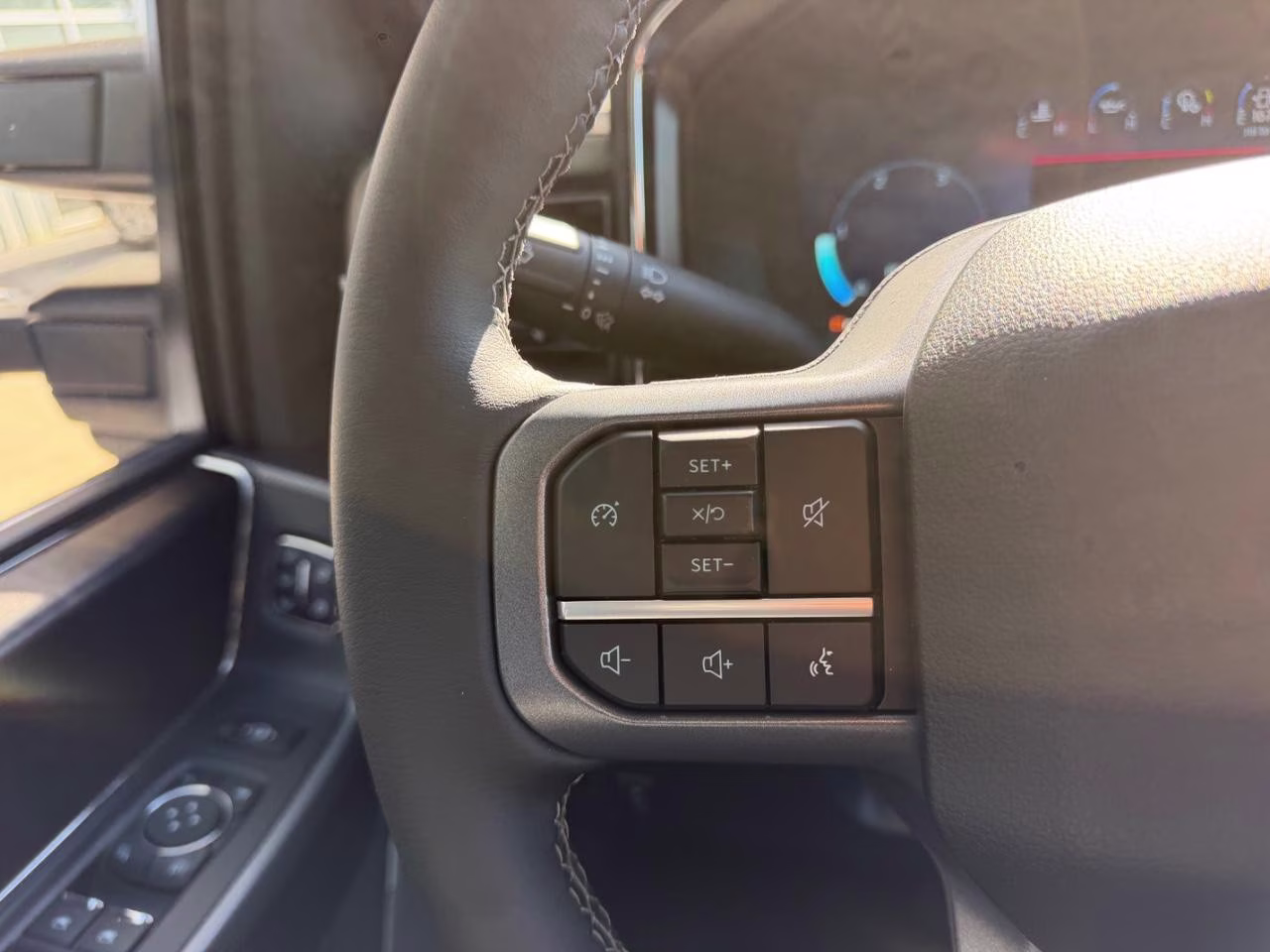 2026 Carbonized Gray Metallic Ford Super Duty F-250 SRW LARIAT 4X4 Truck