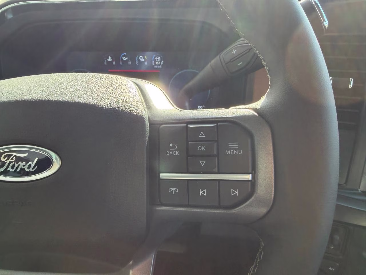 2026 Carbonized Gray Metallic Ford Super Duty F-250 SRW LARIAT 4X4 Truck