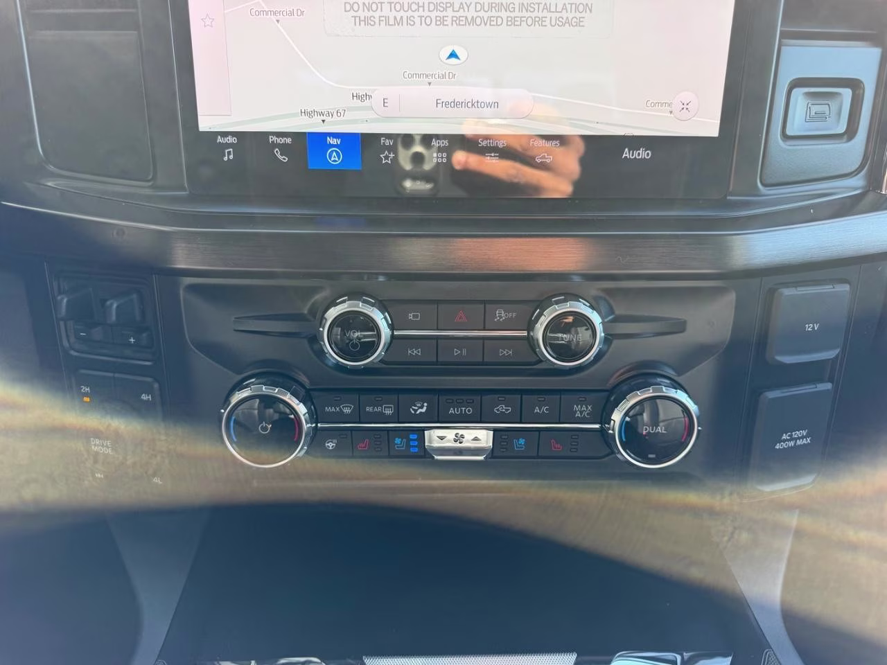 2026 Carbonized Gray Metallic Ford Super Duty F-250 SRW LARIAT 4X4 Truck