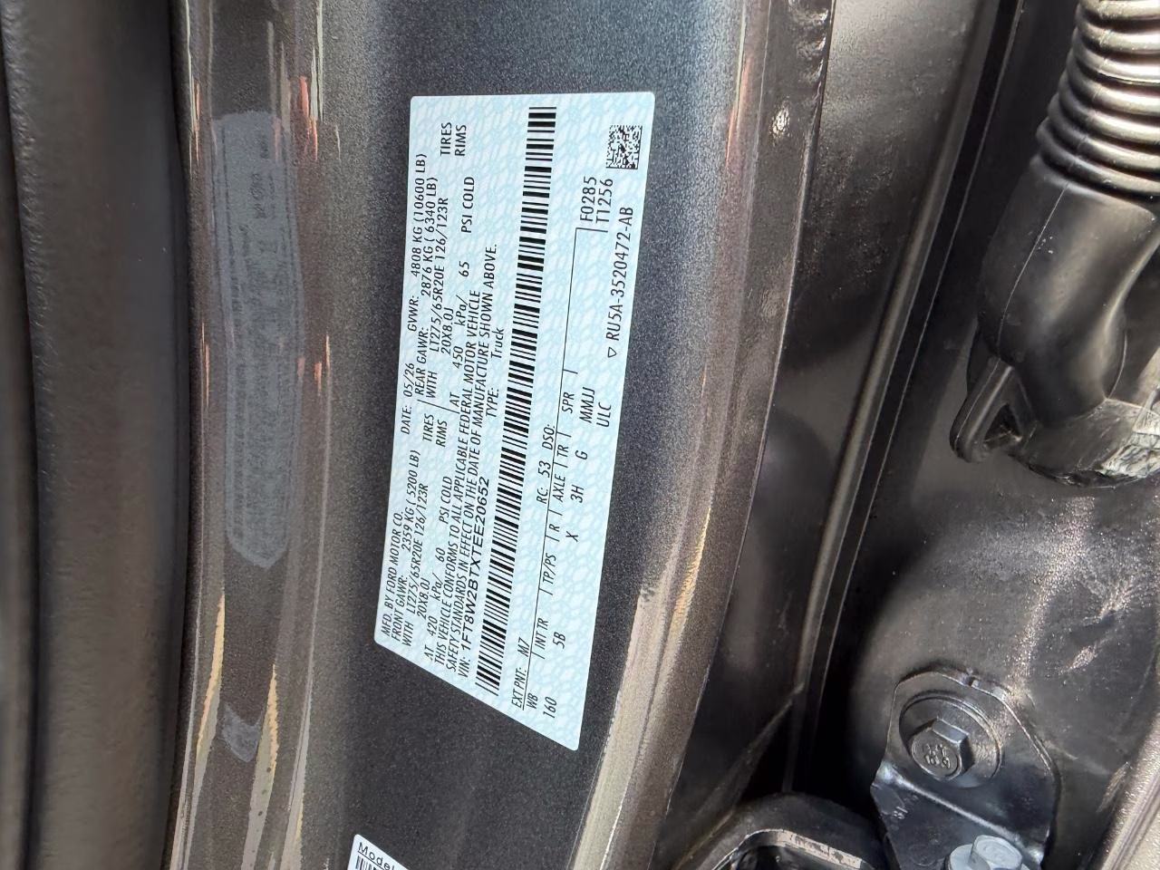 2026 Carbonized Gray Metallic Ford Super Duty F-250 SRW LARIAT 4X4 Truck