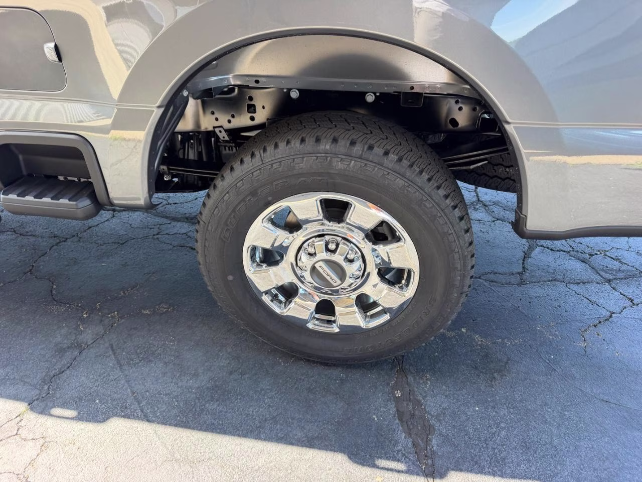 2026 Carbonized Gray Metallic Ford Super Duty F-250 SRW LARIAT 4X4 Truck