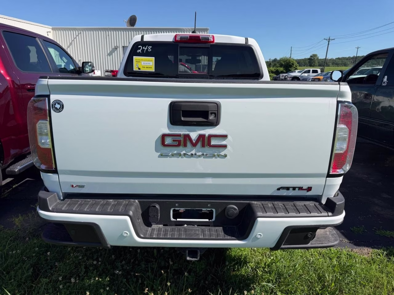 2021 Summit White GMC Canyon 4WD AT4 w/Leather Crew Cab 4X4 Truck
