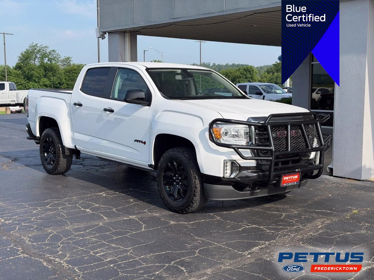 2021 Summit White GMC Canyon AT4 w/Leather 4X4 Truck