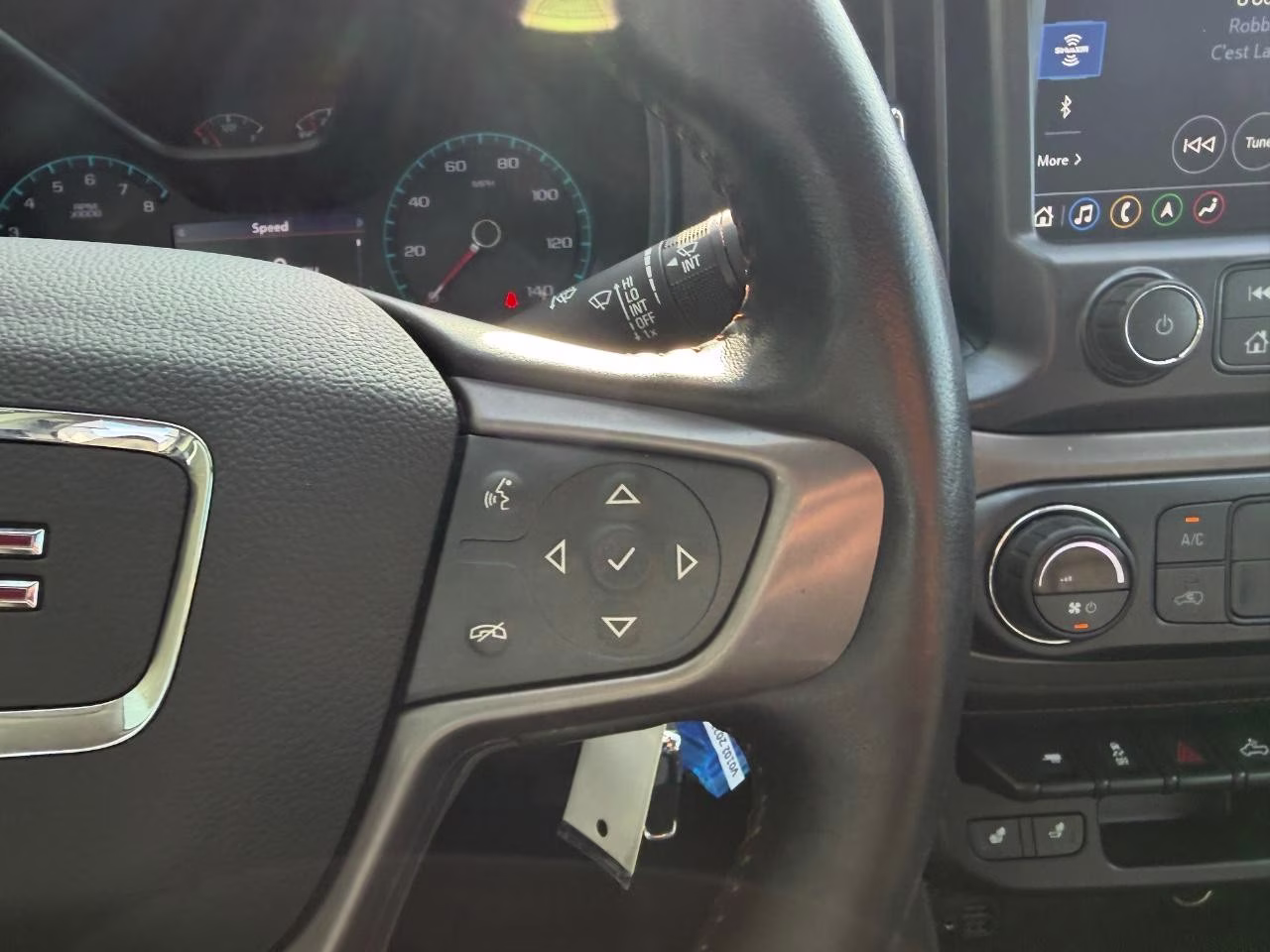 2021 Summit White GMC Canyon AT4 w/Leather 4X4 Truck