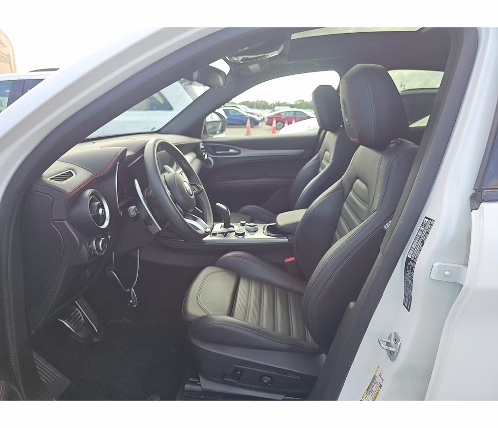 2025 Milano White Alfa Romeo Stelvio Tributo Italiano Special Edition AWD SUV