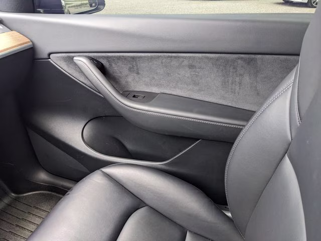 2022 Black Tesla Model Y Performance AWD SUV