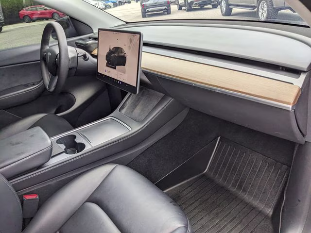 2022 Black Tesla Model Y Performance AWD SUV
