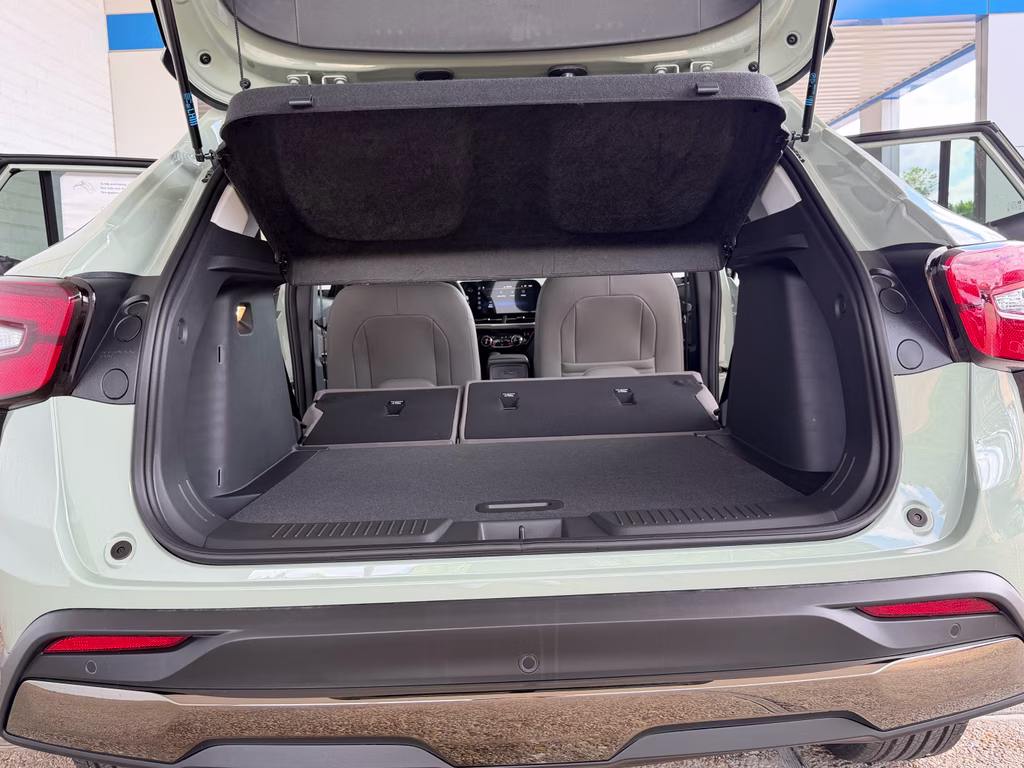2026 Cacti Green Chevrolet Trax ACTIV FWD SUV