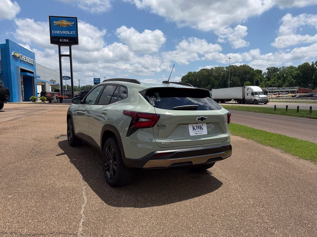 2026 Cacti Green Chevrolet Trax ACTIV FWD SUV