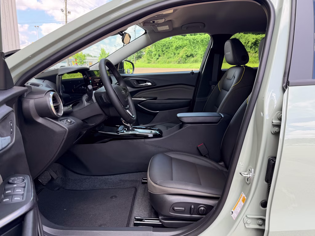 2026 Cacti Green Chevrolet Trax ACTIV FWD SUV