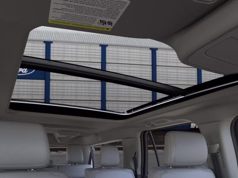 2026 Space Silver Metallic Ford Expedition Max Active 4X4 Crossover
