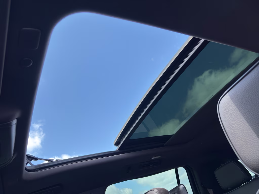 2021 White Frost Tricoat GMC Yukon XL Denali 4X4 SUV