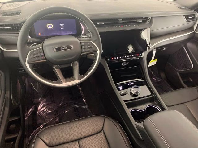 2026 Bright White Clearcoat Jeep Grand Cherokee Limited 4X4 SUV