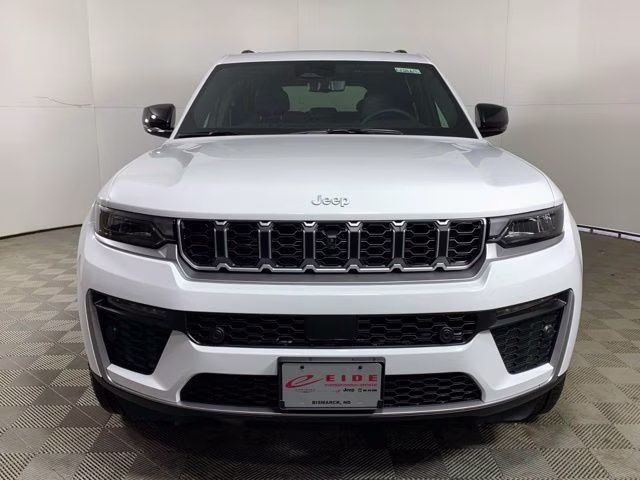 2026 Bright White Clearcoat Jeep Grand Cherokee Limited 4X4 SUV